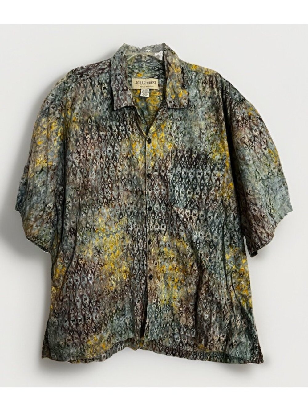 Johari West Shirt Mens Size 2XL Casual Button Up Short Sleeve.    Q